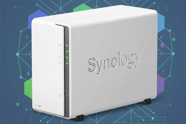 群晖 DS215j 用近 10 年，两盘 4TB RAID1 备份照片视频，2026 年还有必要换新机吗？